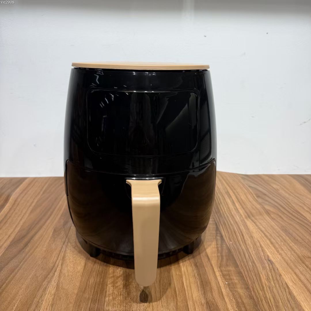 6 L AIR FRYER
Model No:SC-8806S